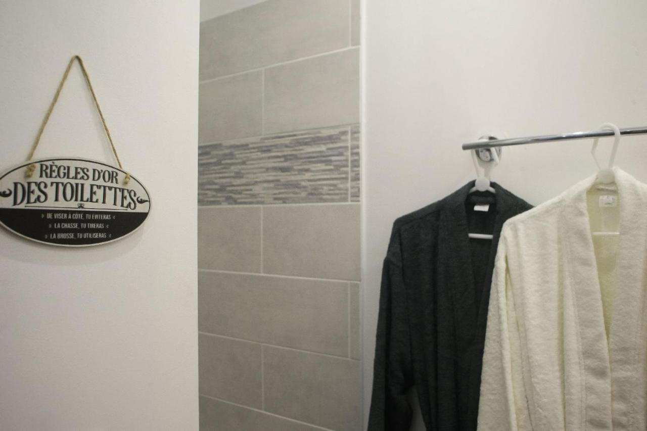 Suite Jacuzzi Privatif Plage Des Catalans Marseille Exterior photo